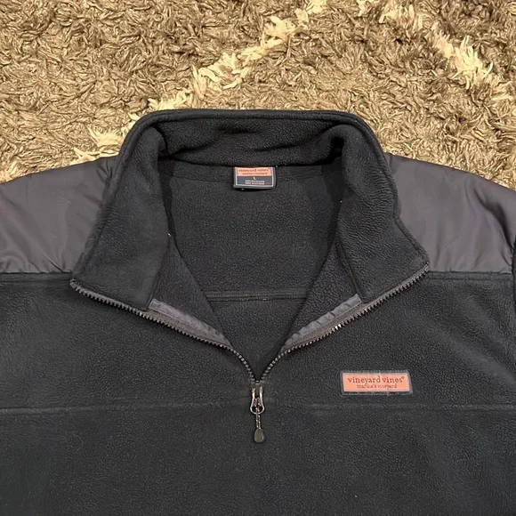 Vineyard Vines quarter zip fleece pullover - Picture 2 of 8